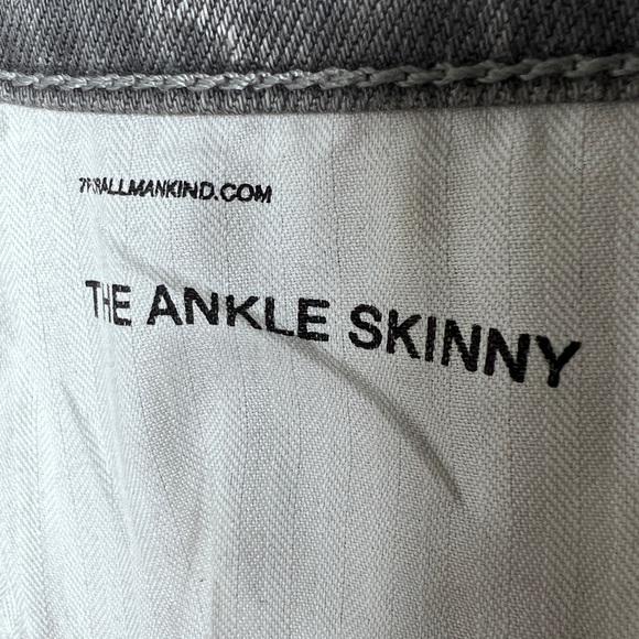 7 for all Mankind Smoke Print Jeans in Dusty Gray Jeans Women’s Sz 34 - Picture 8 of 14